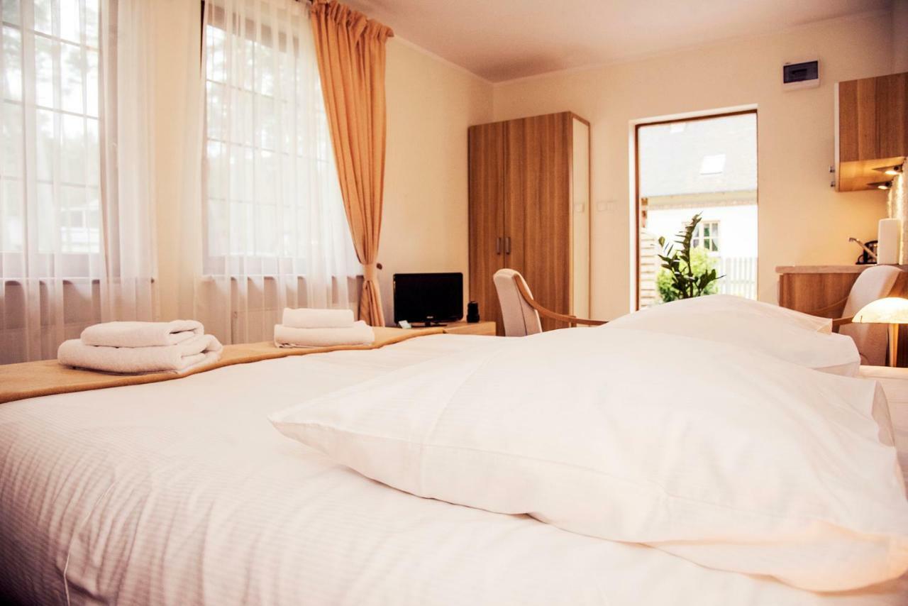 Urlop Przy Wydmach Apartment เมียนซีวอเจีย ภายนอก รูปภาพ