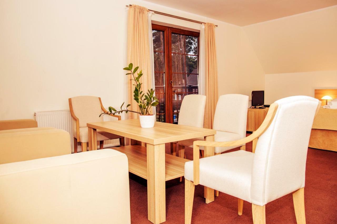 Urlop Przy Wydmach Apartment เมียนซีวอเจีย ภายนอก รูปภาพ